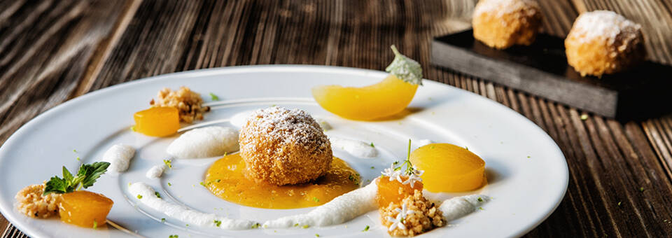 Topfenknödel 2, Vorarlberg Milch Topfenknödel 2, Vorarlberg Milch